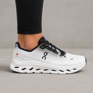 White / Black Gradient