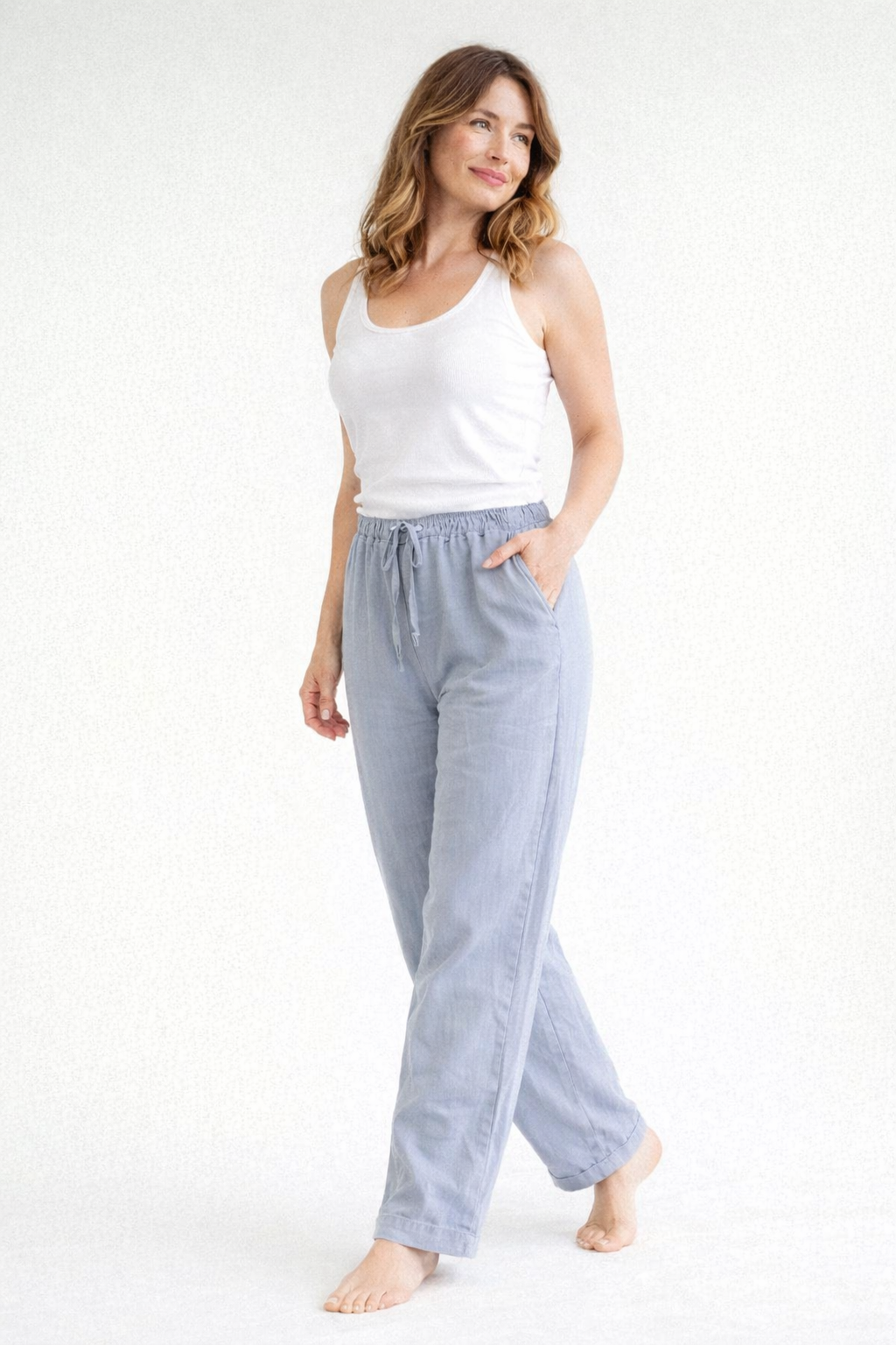 Women's Relaxed Fit Linen Trousers