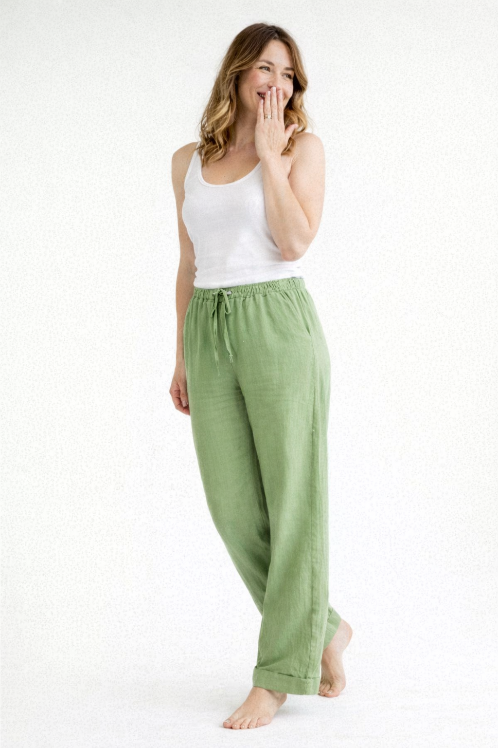 Women's Relaxed Fit Linen Trousers